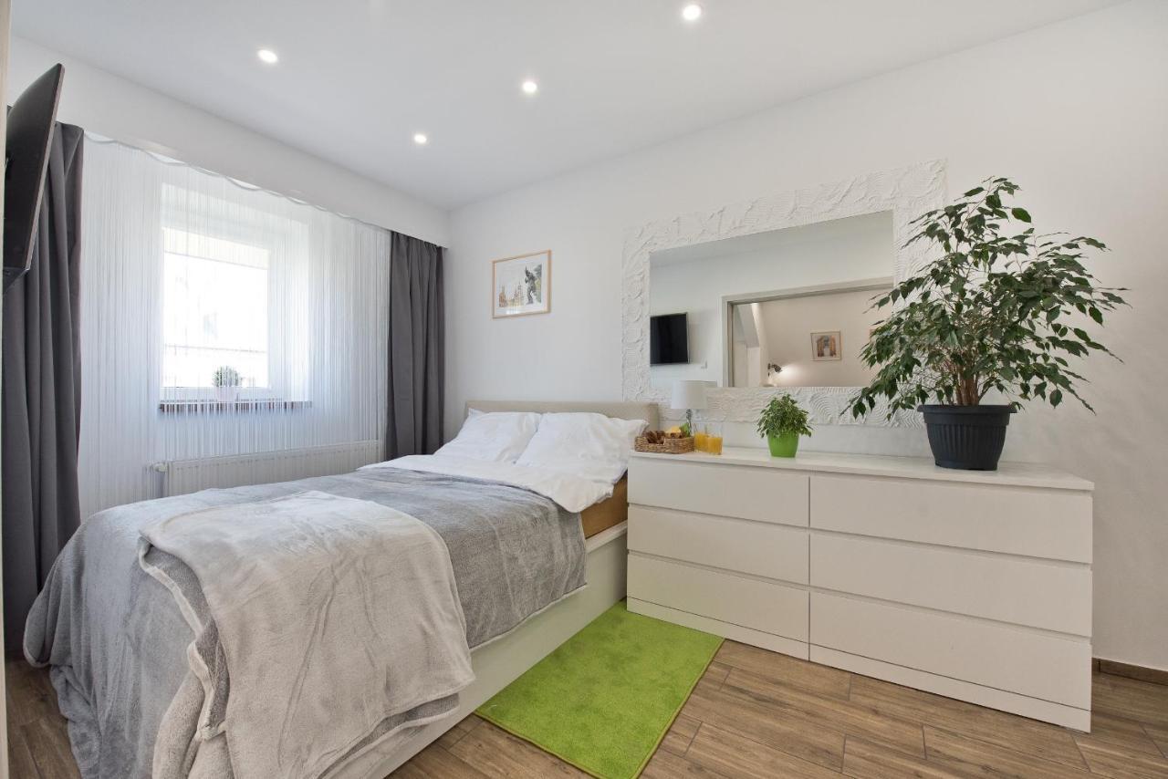 Apartament Centrum 3 Торунь Екстер'єр фото
